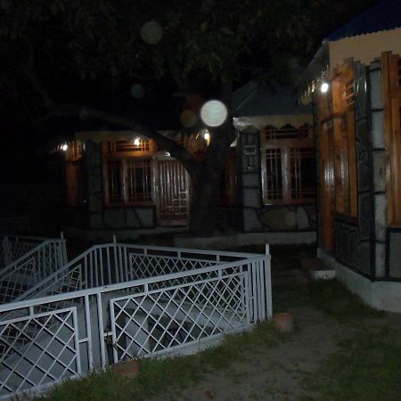 Hotel Manila Huts Naran Exterior foto